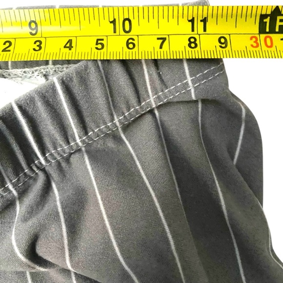 Streetwear Society Grey Stripped Butter Soft Leggings XL Women’s Size Medium - Picture 4 of 6